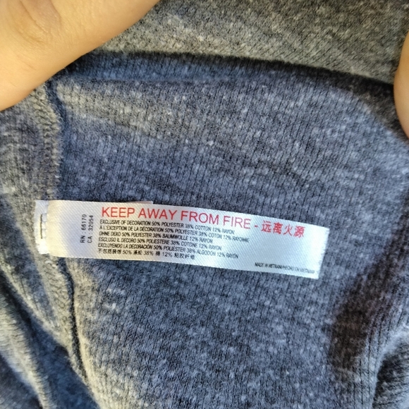 Free People Dylan Thermal Waffle Knit Henley Jumpsuit In Gray Size Medium - Picture 10 of 10